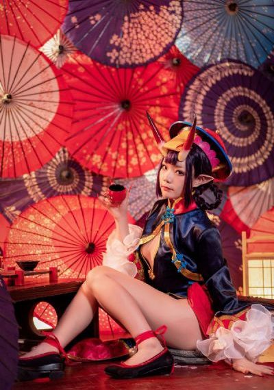 扒开内裤把舌头伸进去视频_超清免费观看